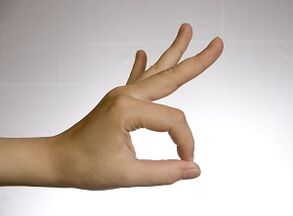 Finger Gelatine to increase a member
